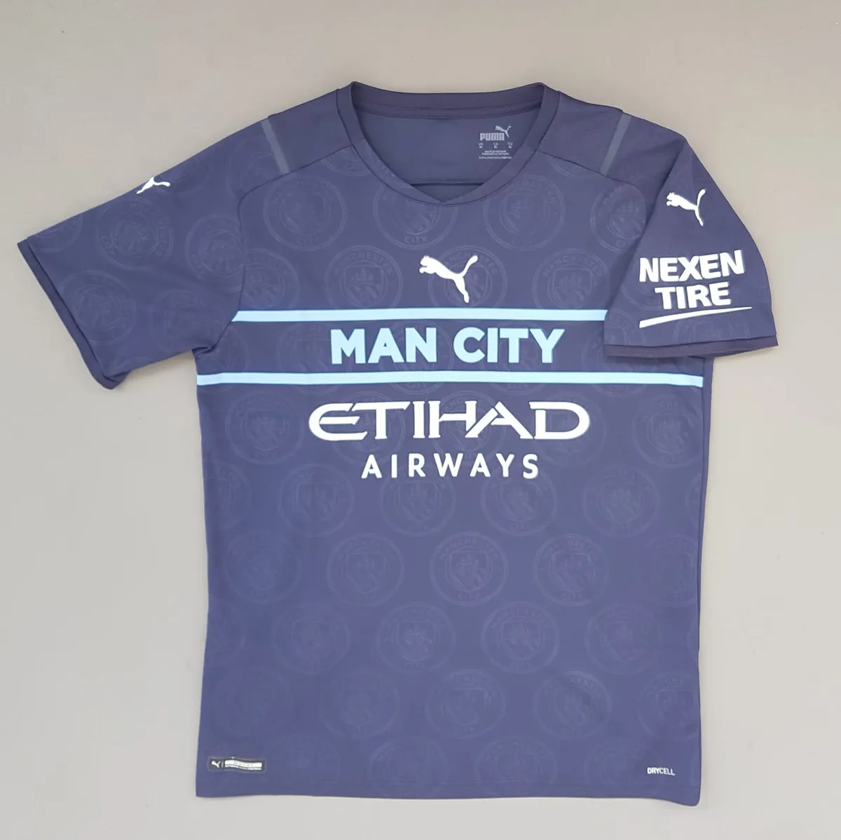 Puma Retro Manchester City Jersey, Original PUMA Top, Blue Shirt, Etihad Airways, NEXEN Tire, Cosmopolitan, Authentic Licensed Football Merchandise, Sophistication, Erling Haaland, Pep Guardiola, Pop Culture, Urban Style, Timeless Appeal, Cult Street Fashion - Photo 8