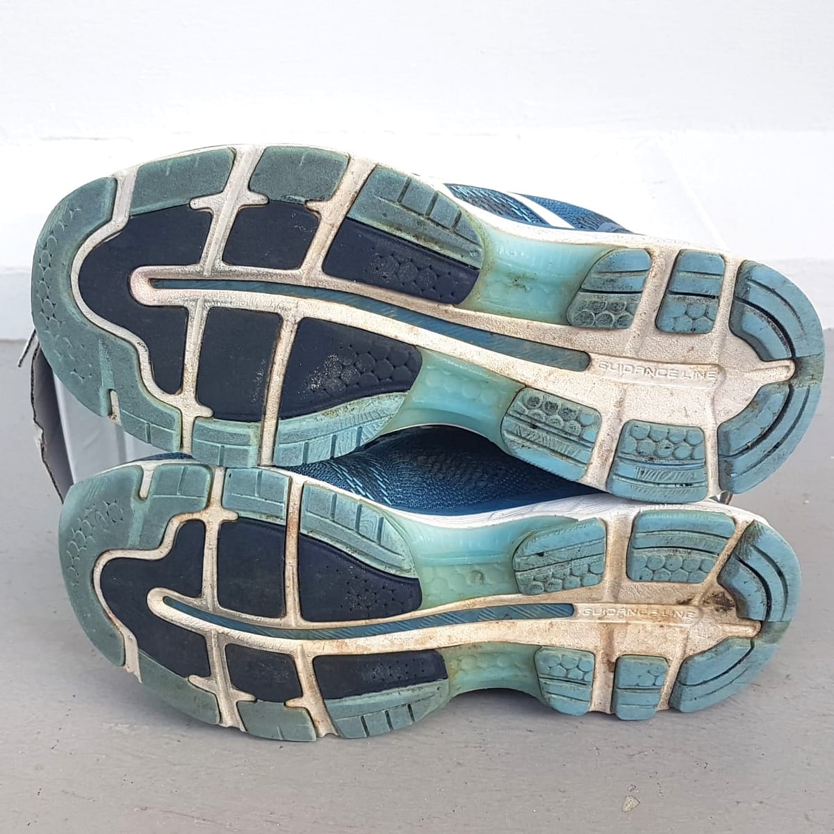 ASICS Original Asics Gel-Nimbus 20 Running Shoes, ASICS Designer Sneakers, JAPAN, Cosmopolitan, Roadster, Size US 6.5, EUR 37.5, CM 23.5, Sleek Blue & White Design, Streetwise, Sophistication, Urban Style, Pop Culture, Cult Street Fashion - Photo 8