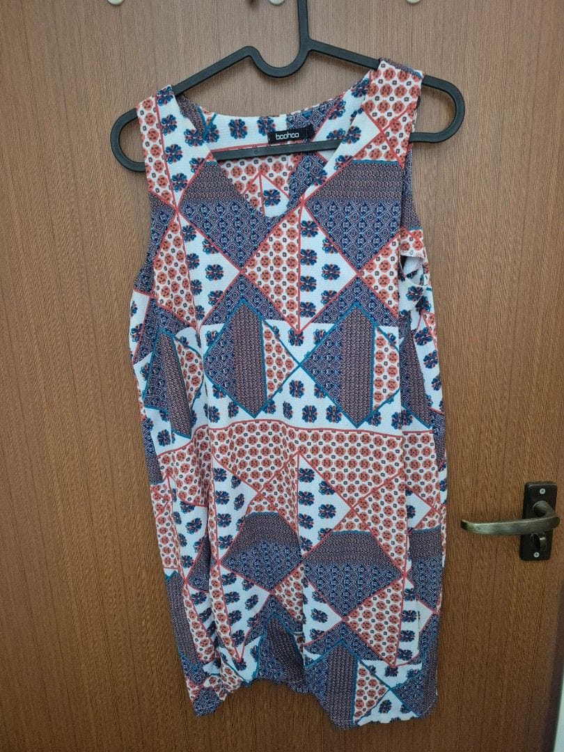 Boohoo Geometric Patterned Top - UK 8