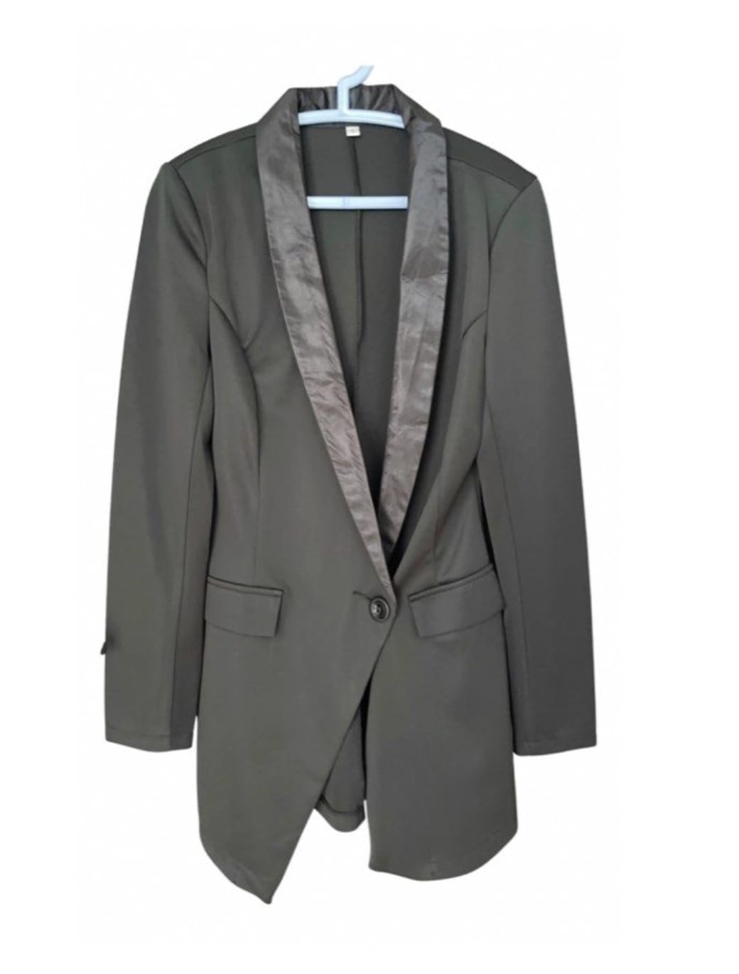 Chic Satin-Lapel Blazer