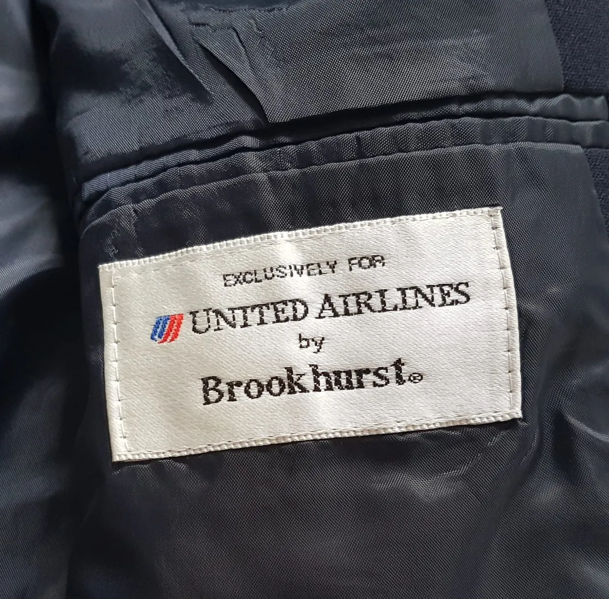 United Airlines Vintage 1970’s United Airlines Uniform, Retro Flight Attendant Navy Blue Tuxedo, Single Breasted Suits, UA Tulip Logo Metallic Buttons, LARGE Padded Shoulder Coat, Two Front Buttons, Designer Blazer, Cosmopolitan, Topcoat, Overcoat, Timeless Classic - Photo 6