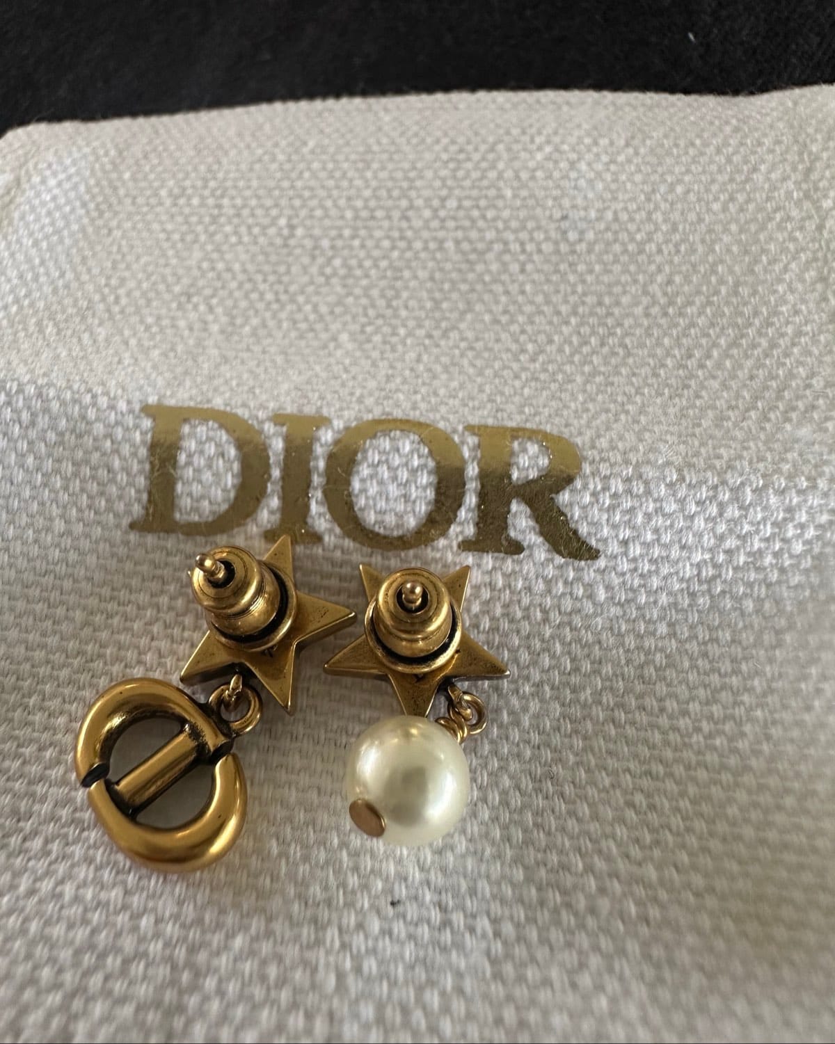 Dior Earrings - Photo 3
