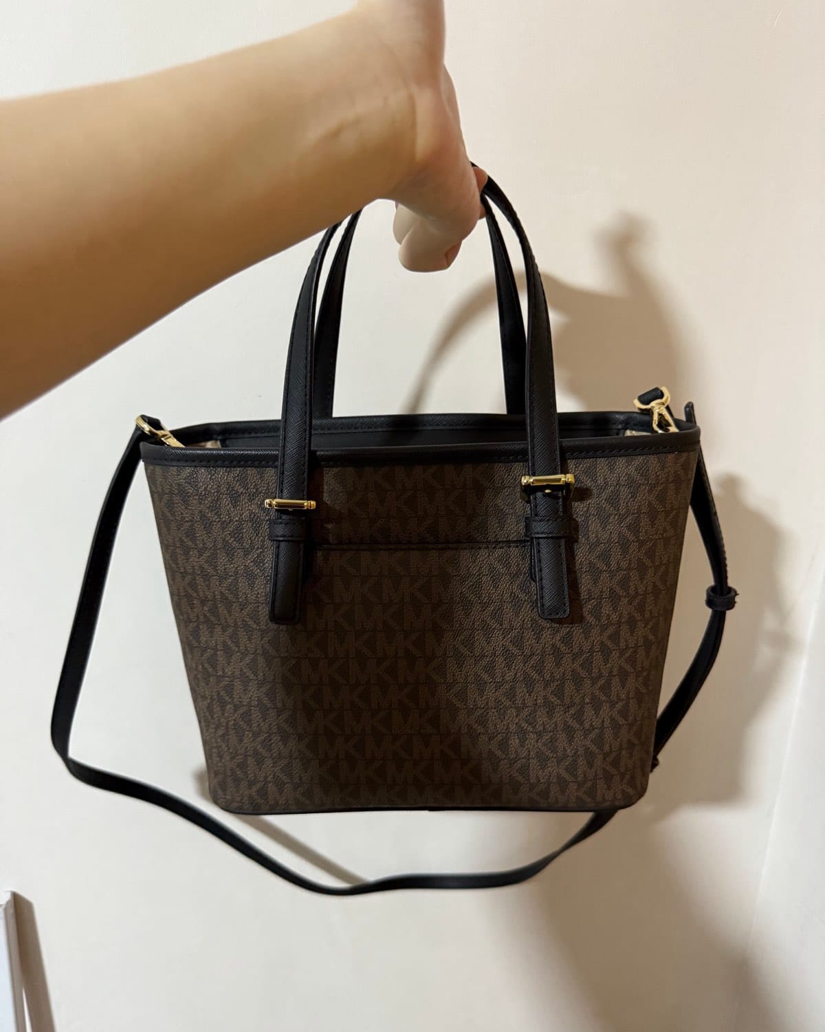 Michael Kors Michael Kors Jet Set Travel Extra-Small Logo Top-Zip Tote Bag - brown / black colour - Photo 2