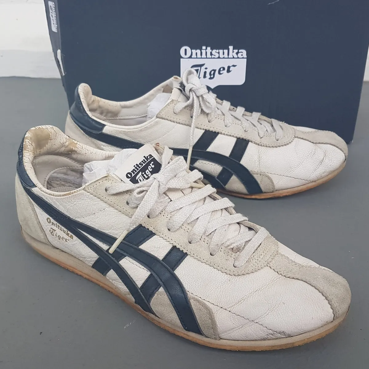 Onitsuka Tiger Onitsuka Tiger Sneakers, RUNSPARK Model, US 7.5, EU 40.5, CM 25.5, Low Top Shoes in White Cream, Blue Onitsuka Tiger Stripes, JAPAN, Cosmopolitan, Cult Street Fashion, Everyday Footwear, Pop Culture, Sophistication, Streetwise, Roadster - Photo 9