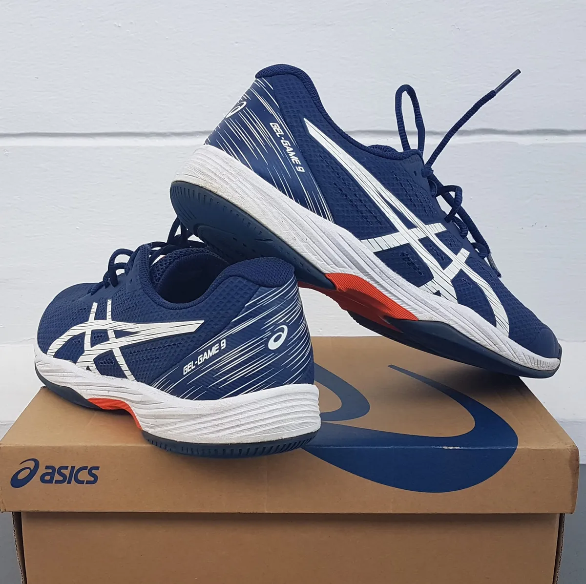ASICS Original ASICS Designer Shoes, GEL-GAME 9 Blue & White Model, UK 9.5, US 10.5, EUR 44.5, CM 28.25, Tennis, Gym, Court Sneakers, Cosmopolitan, Roadster, Sophistication, Streetwise, Urban Style, Pop Culture, Cult Street Fashion, Everyday Shoes - Photo 3
