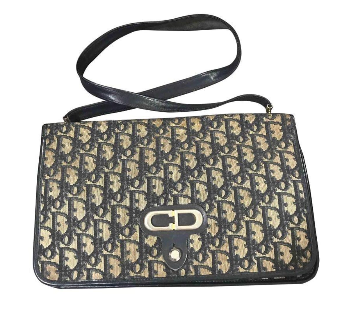 Chic Dior Monogram Shoulder Bag 
