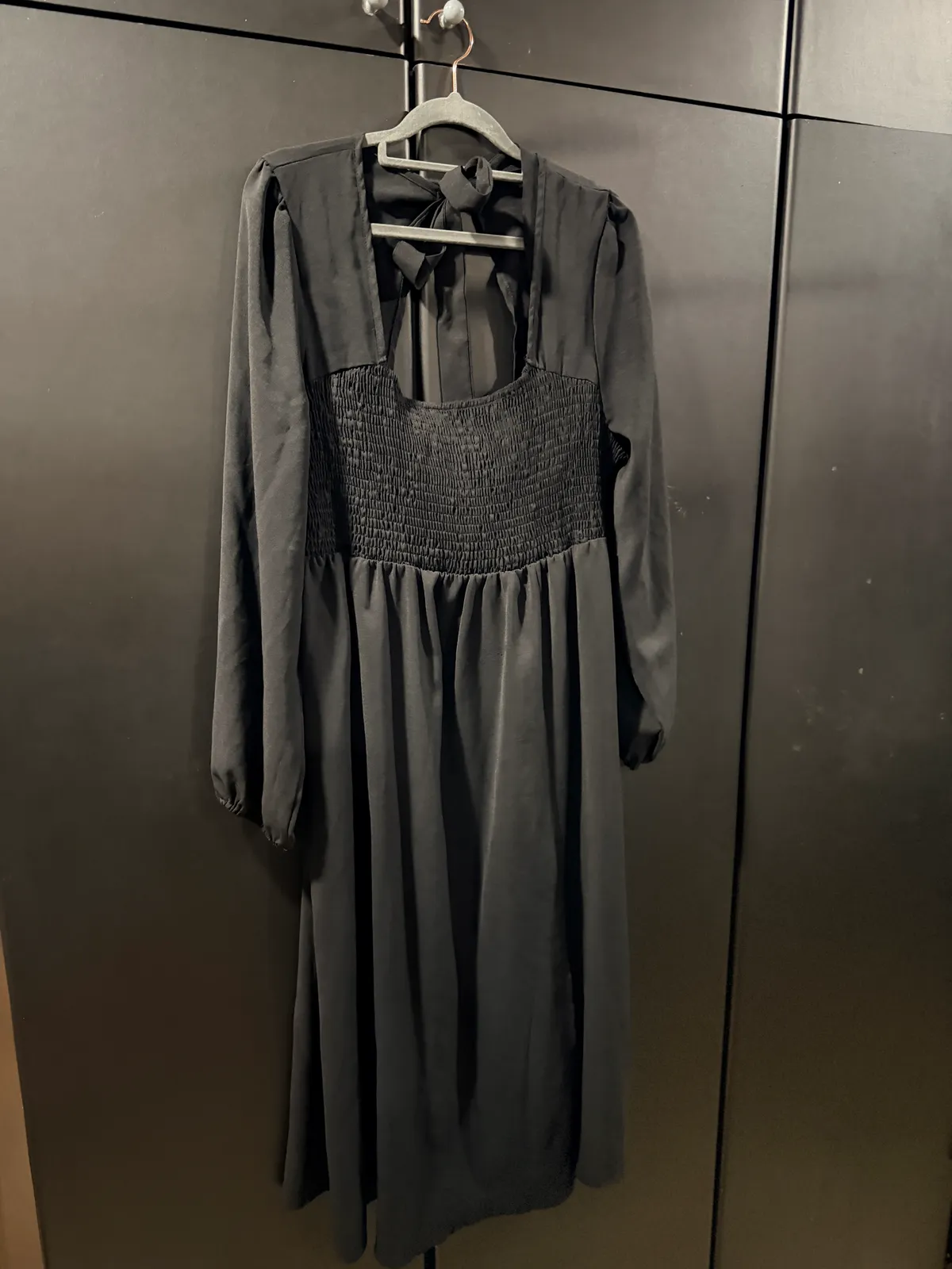 Chic Black Smocked Midi Dress