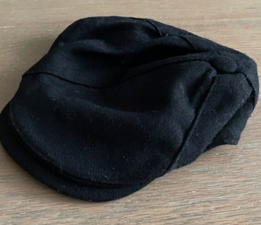 Chic Black Newsboy Cap