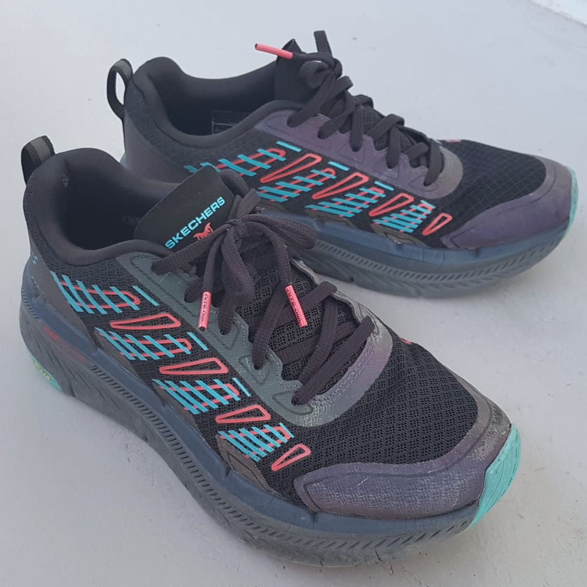 Skechers Tokyo Nite Owl Sneakers, Glow in the Dark, US 8, UK 7, EU 41, Air-Cooled, GOGA Mat, Max Cushioning, Lightweight, Cool Go Run Shoes, Good Year Sole, Multi-Colors, Premier 2.0, Natural Rocker Technology, Sophistication, Cosmopolitan, Pop Culture - Photo 3