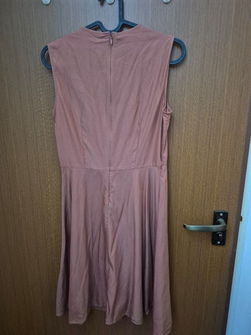 Uniqlo Uniqlo Sleeveless Dress - Super Chic & Comfy! - Photo 3