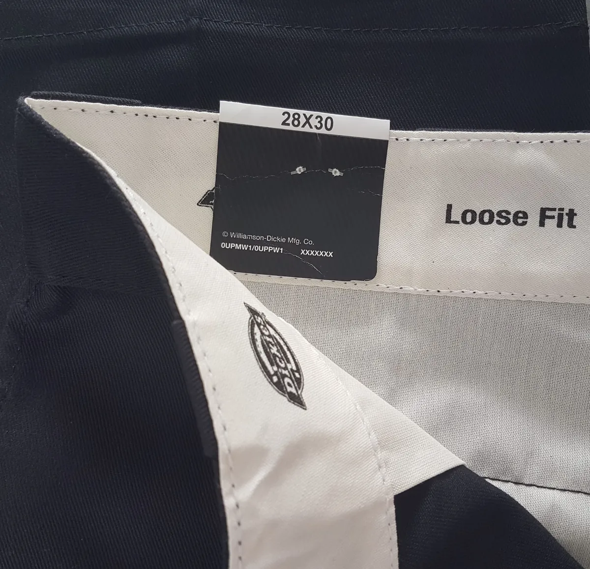Dickies Brand New Condition with Tag, Original DICKIES Black Pants, 28 x 30, Work Pants, Loose Fit Trousers, Cool Casual Bottoms, Double Knee Twill, Cosmopolitan, Durable Materials, Reinforced Construction, All-Day Comfort, Everyday Fashion - Photo 5