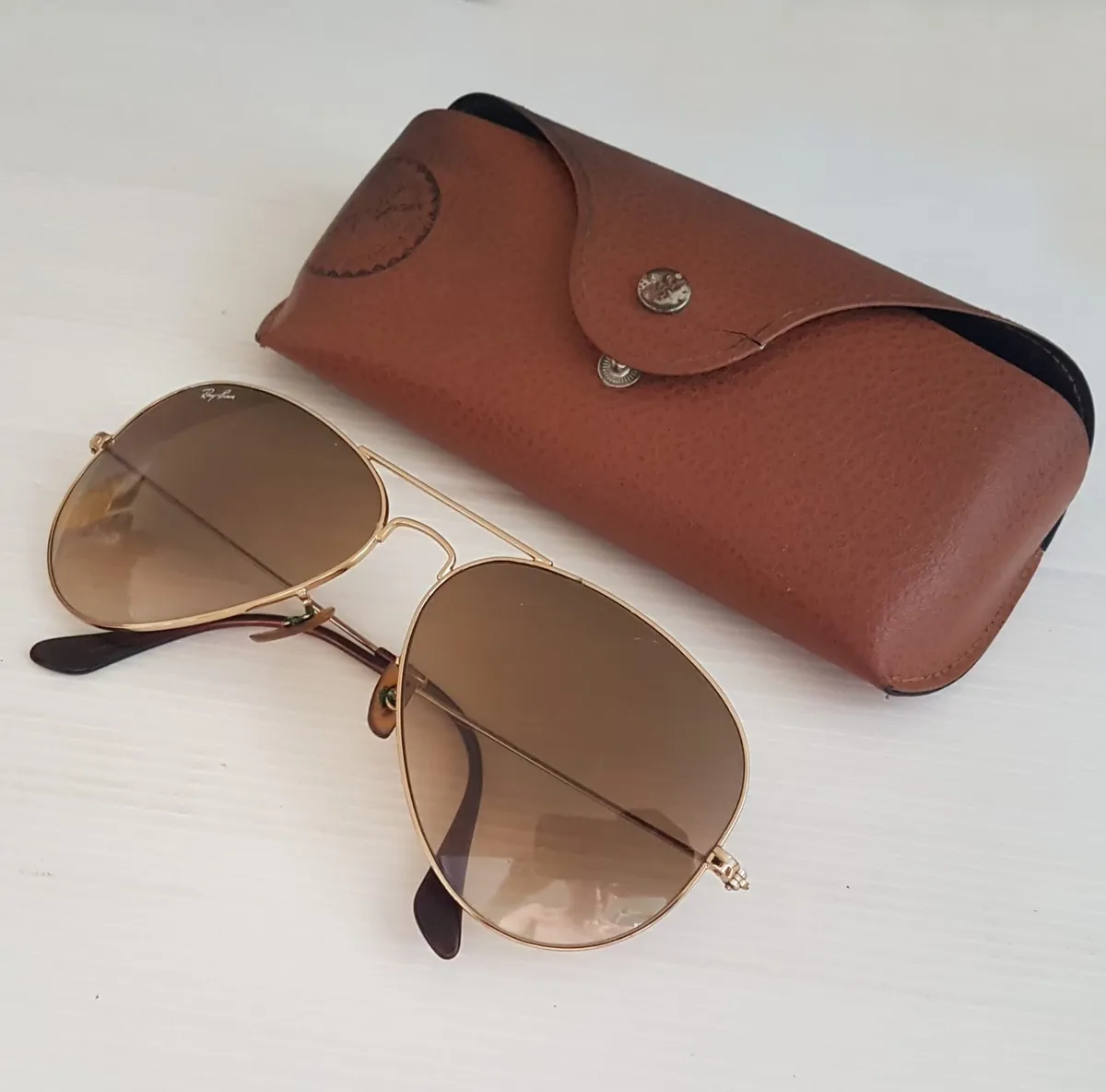 RAYBAN Original RAYBAN Sunglasses, Model RB3025, Aviator LARGE Metal 001, RETAIL $295, Bausch & Lomb USA, Gold Frame, Brown Gradient Lenses, Full Rim, Cat 3 UV Protection, Polarized, Classic Aviator Eyewear, Top Gun, Maverick, Tom Cruise, Legendary Pilot Fashion - Photo 2