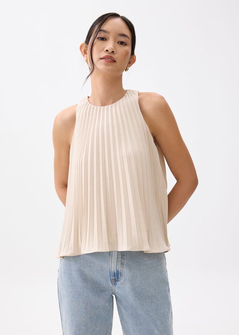 Love, Bonito Love Bonito Pleated Round Neck Shell Top - Photo 3