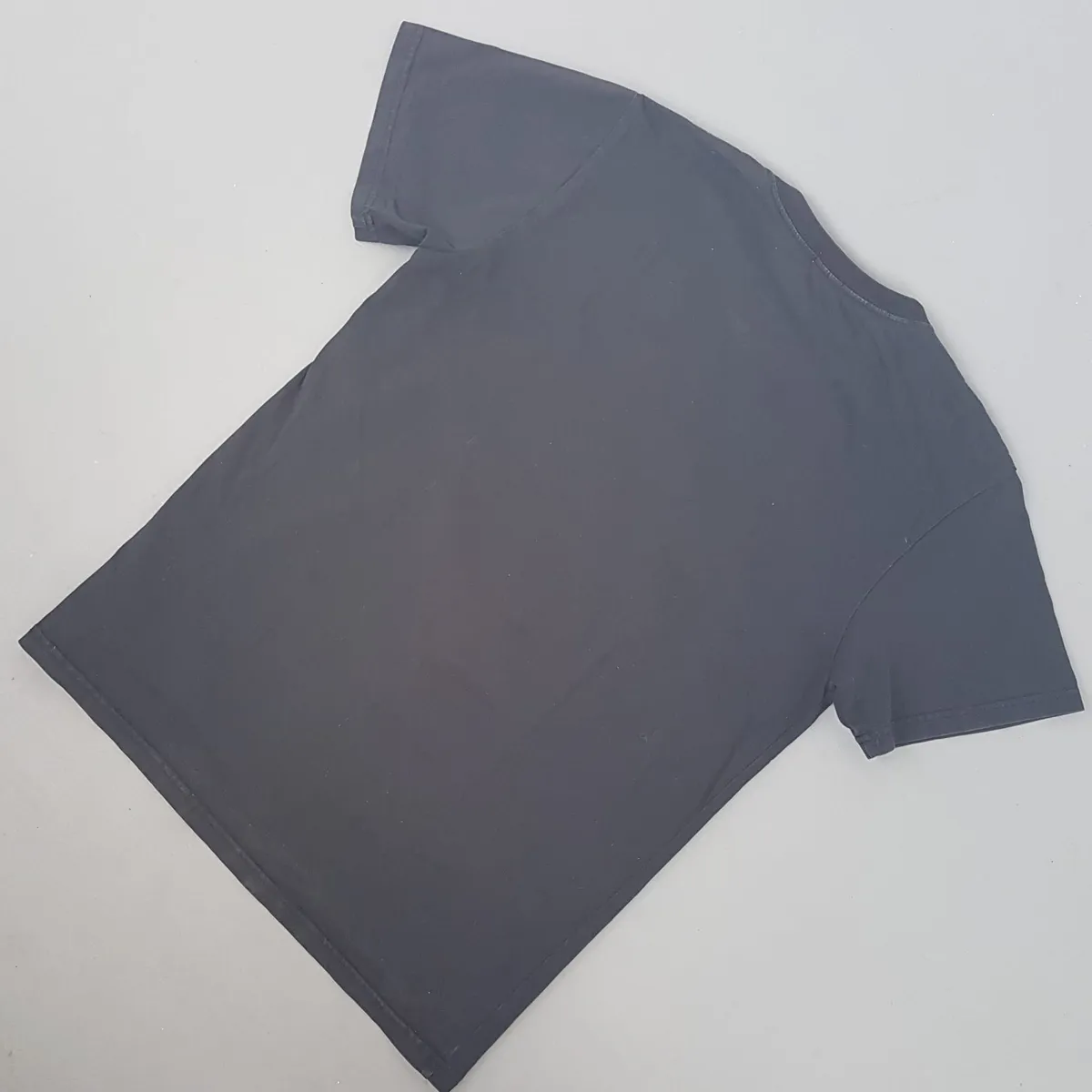 KENZO Original KENZO Paris T-Shirt, SMALL Black Top, Art Décor Shirt, Multi-Color TIGER Logo, Graphic Tee, Luxury Living, Cosmopolitan, Urban Style, Timeless Classic, Ready-to-wear, Japanese Designer, Italian Workmanship, Sophistication, Cult Street Fashion - Photo 4