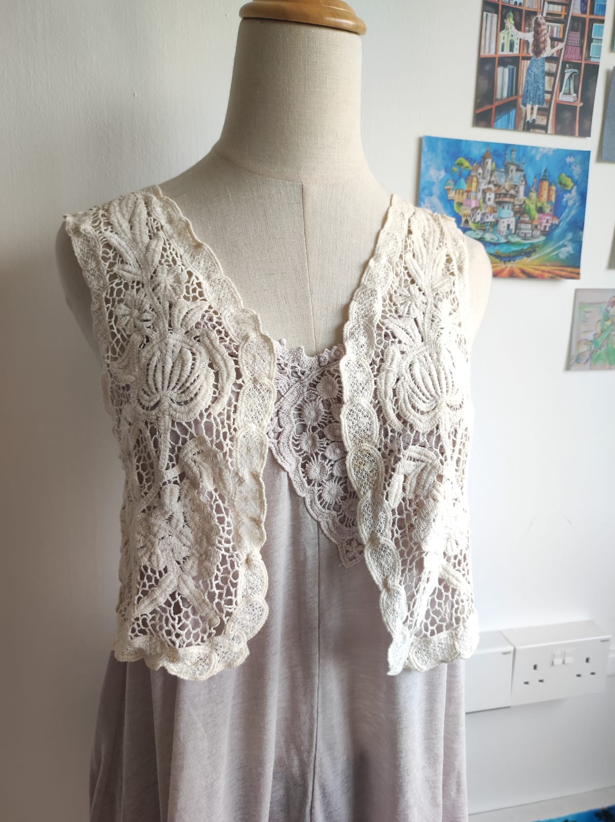 Vintage Lace Cropped Vest