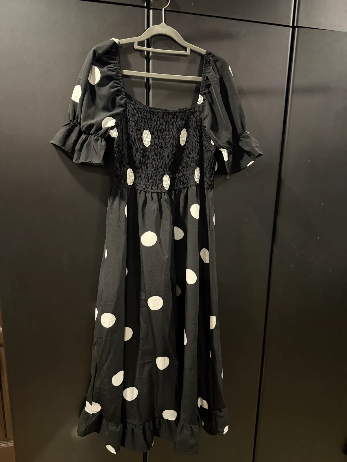 Chic Polka Dot Maxi Dress