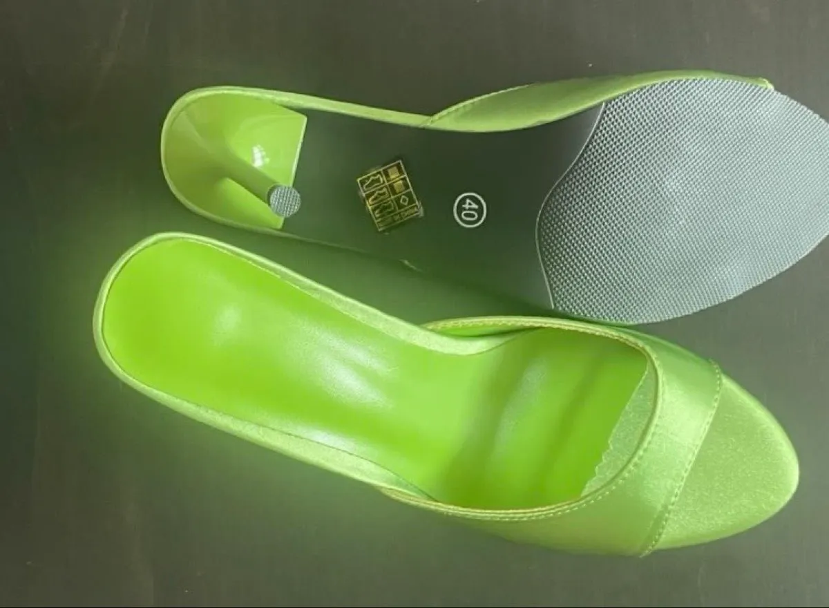 Shein Green satin new heels - Photo 2
