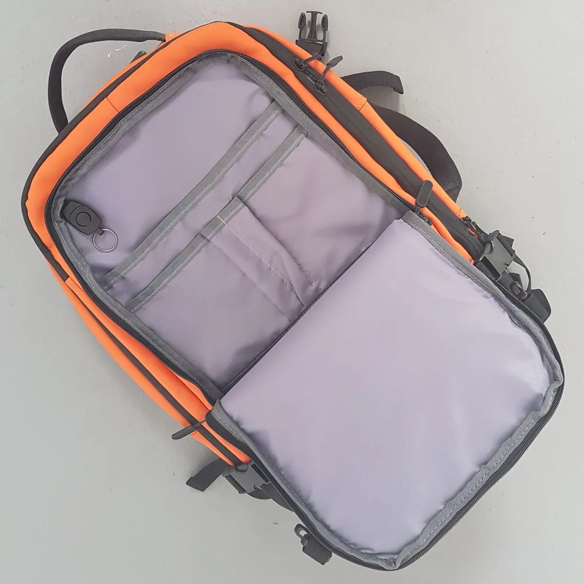 THULE from Sweden THULE Chasm Backpack, SWEDEN, Luxury 40L Haversack cum Duffel, 2 in 1 Design, Autumnal Orange Colorway, Durable Weather Resistant, Commute, Travel, Laptop Pack, Outdoor Gear, Dual Compression Buckles, Top & Side Handle, Sophistication, Cult Street Fashion - Photo 10