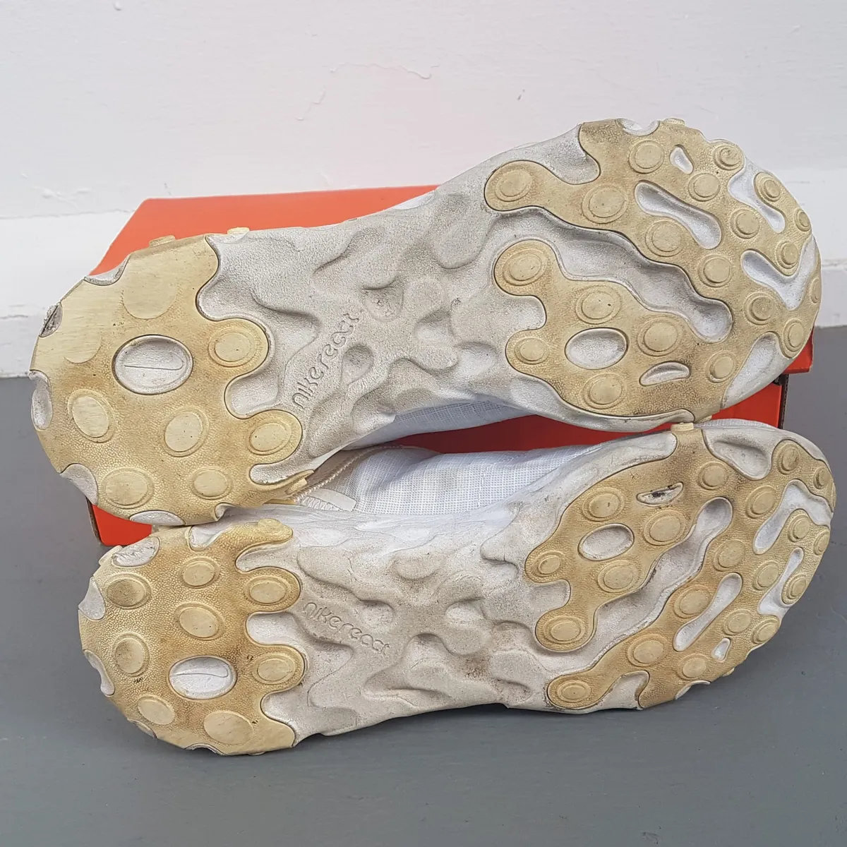 Nike Original NIKE Running Shoes, Nike REACT Element 55 Sneakers, US 9, UK 8, EU 42.5, CM 27, Pale Ivory Colorway, Lightweight Translucent Textile, Foam Midsole, Cosmopolitan, Timeless Appeal, Urban Style, Pop Culture, Active Lifestyle, Cult Street Fashion - Photo 6