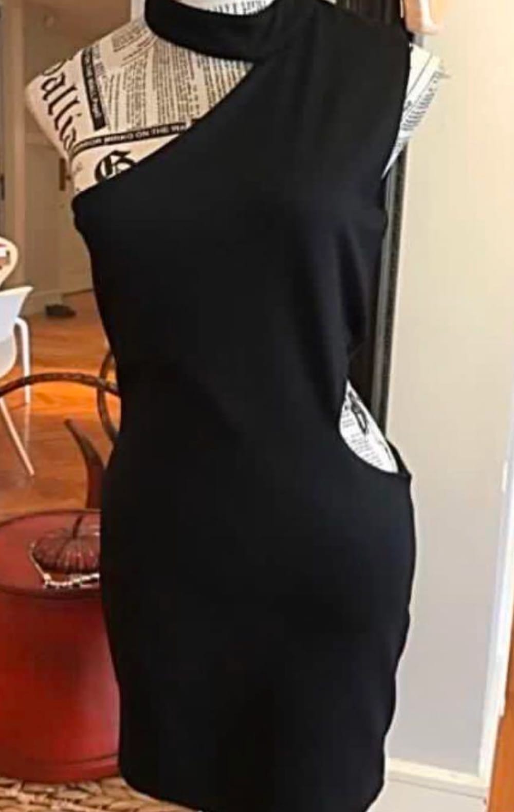 Chic Black Cut-Out Dress