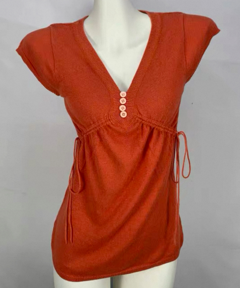Cozy Rust-Orange Knit Top with Button Detail