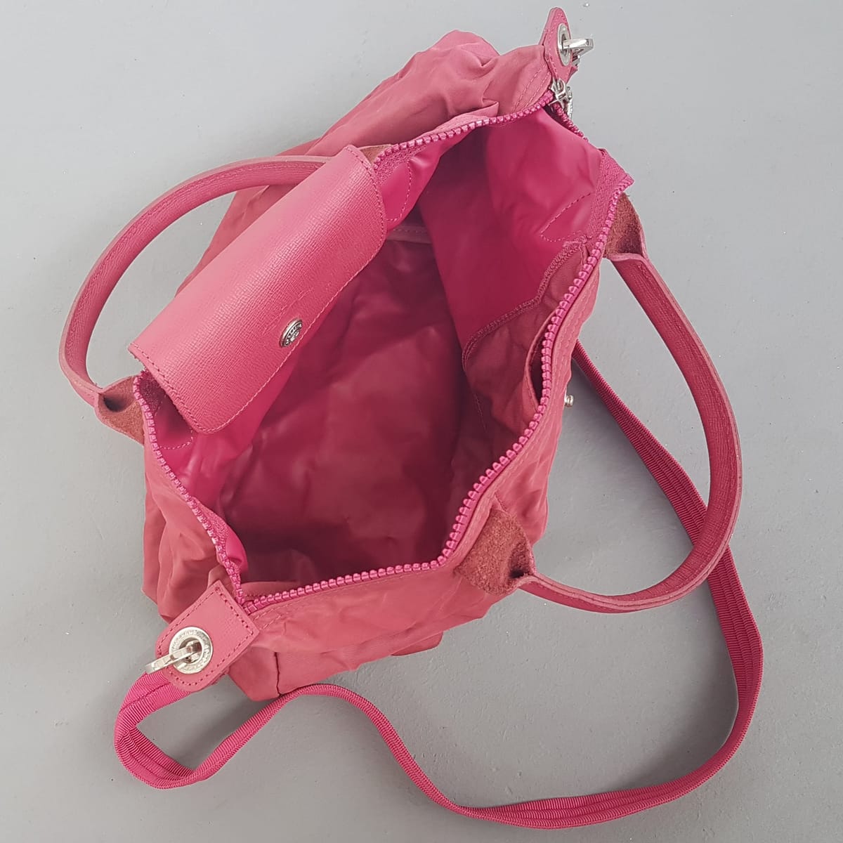 Longchamp Original Longchamp Tote Bag, LONG CHAMP LE PLIAGE Model, Cosmopolitan, Crossbody Strap, Shoulder Sling Bag, Made in Romania, Haute Couture, Luxury Tote Canvas Designer Bag, Leather Handle & Flap, Urban Style, Duffle, Handbag, Sophistication, Everyday Bag - Photo 6