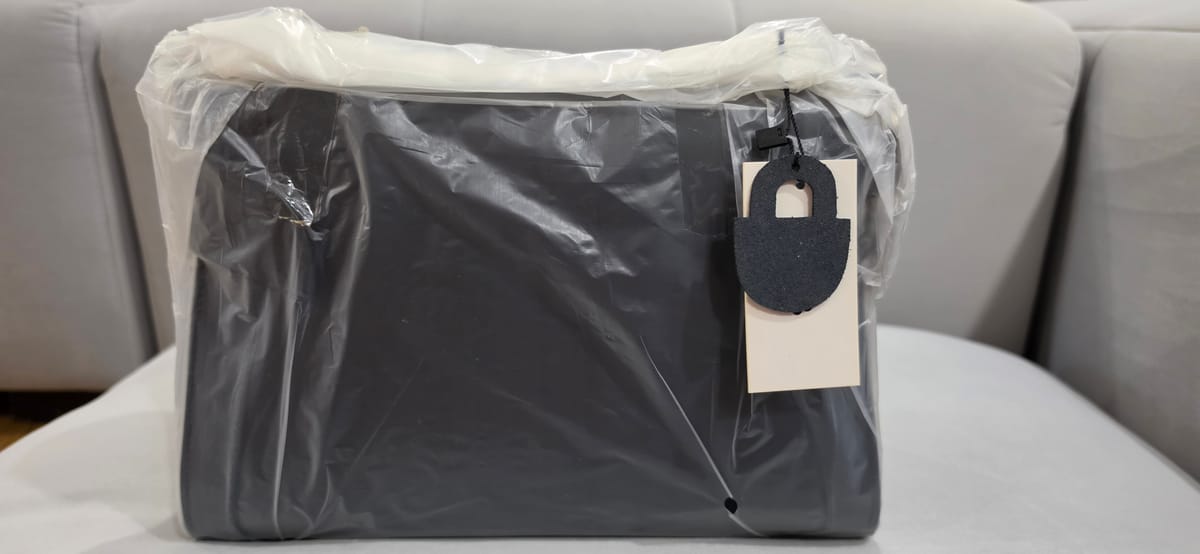 CFOB Closet Full Of Bag CFOB Black Handbag with Batik Vibes 🌸 - Photo 3