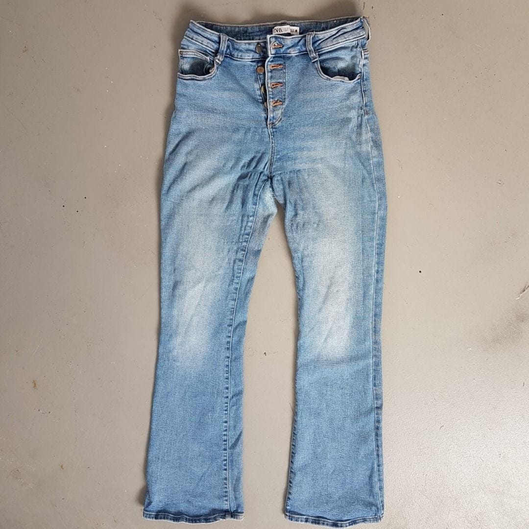 Retro ZARA Denim Jeans, Cool FLARE Bottoms, EU 40, USA 8, MEX 30, Stretchable High Waist