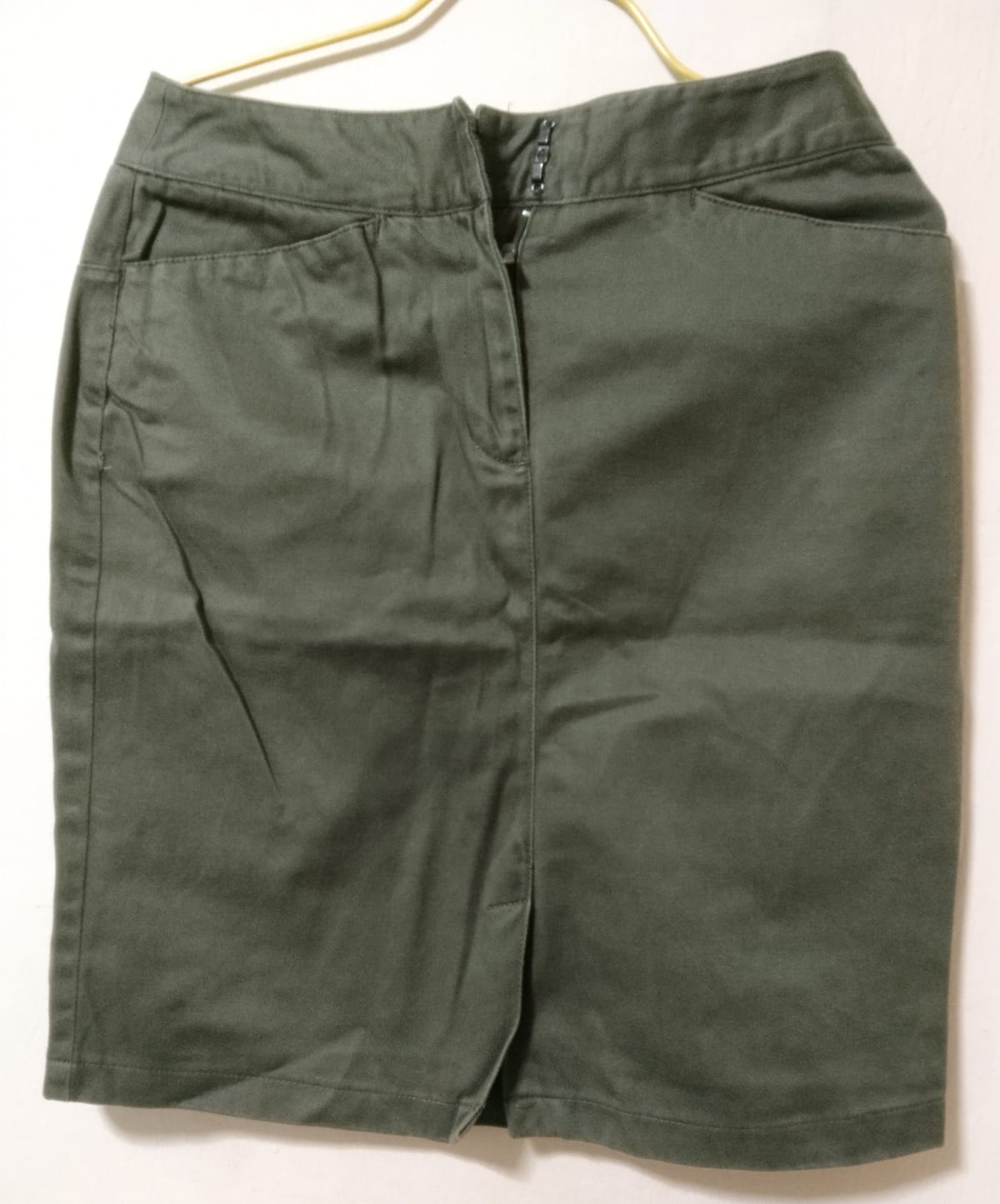 Chic Olive Green Pencil Skirt