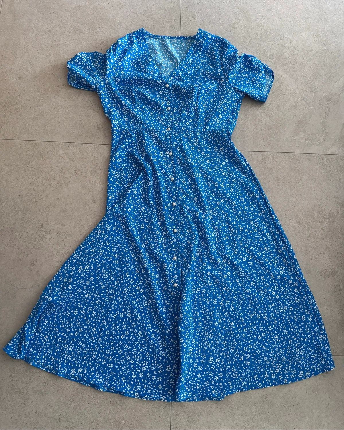 Cute Blue Floral Midi Dress