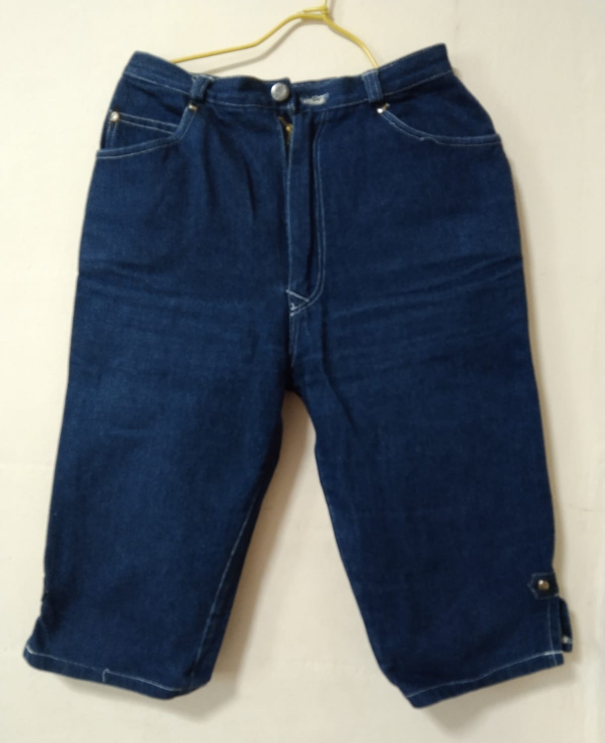 Classic Denim Capri Pants