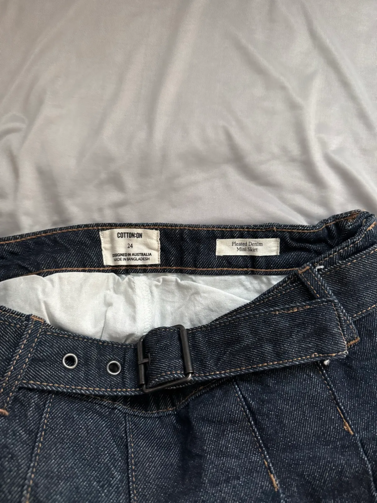 cotton on  Y2K Denim Mini Skirt with Belt Cotton On - Photo 2