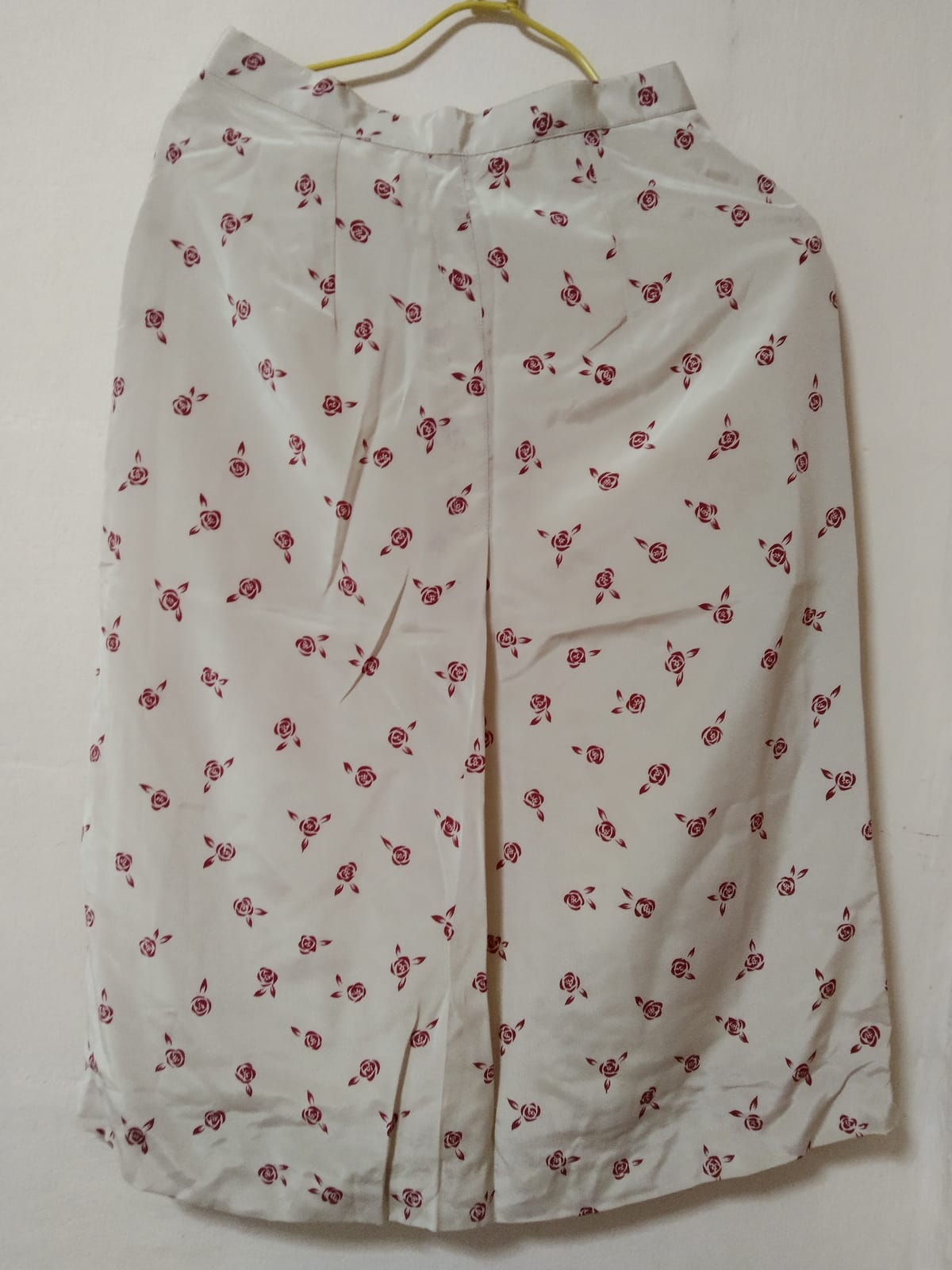 Vintage White Skirt with Red Rose Print