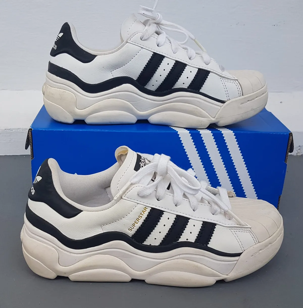 Adidas Original Adidas Superstar Millencon White & Black Chunky Sneakers, Leather Shoes, Cosmopolitan, US 5, UK 3.5, EUR 36, Signature White Shell Toe, Sophistication, Streetwise, Pop Culture, Hip Hop, Rock Star, Roadster, Cult Street Fashion, Everyday Shoes - Photo 9