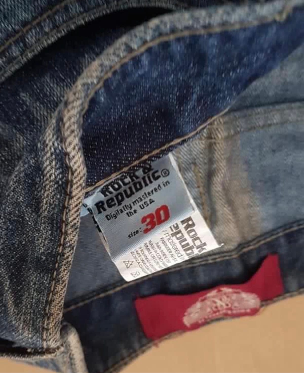 Edgy Denim Jeans with Skull Patch and Stud Details - Photo 4