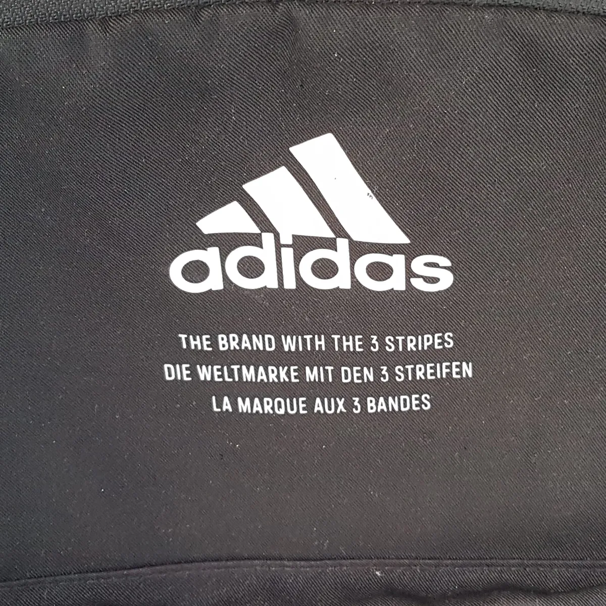 Adidas Classic ADIDAS Backpack, Cool Black Haversack, Iconic 3 Stripes Logo, Original Adidas Rucksack, Cosmopolitan, Cool Carrier, Urban Style, Travel Pack, Backpacker, Sophistication, Streetwise, Outdoor Gear, Cult Street Fashion, Timeless Appeal - Photo 7