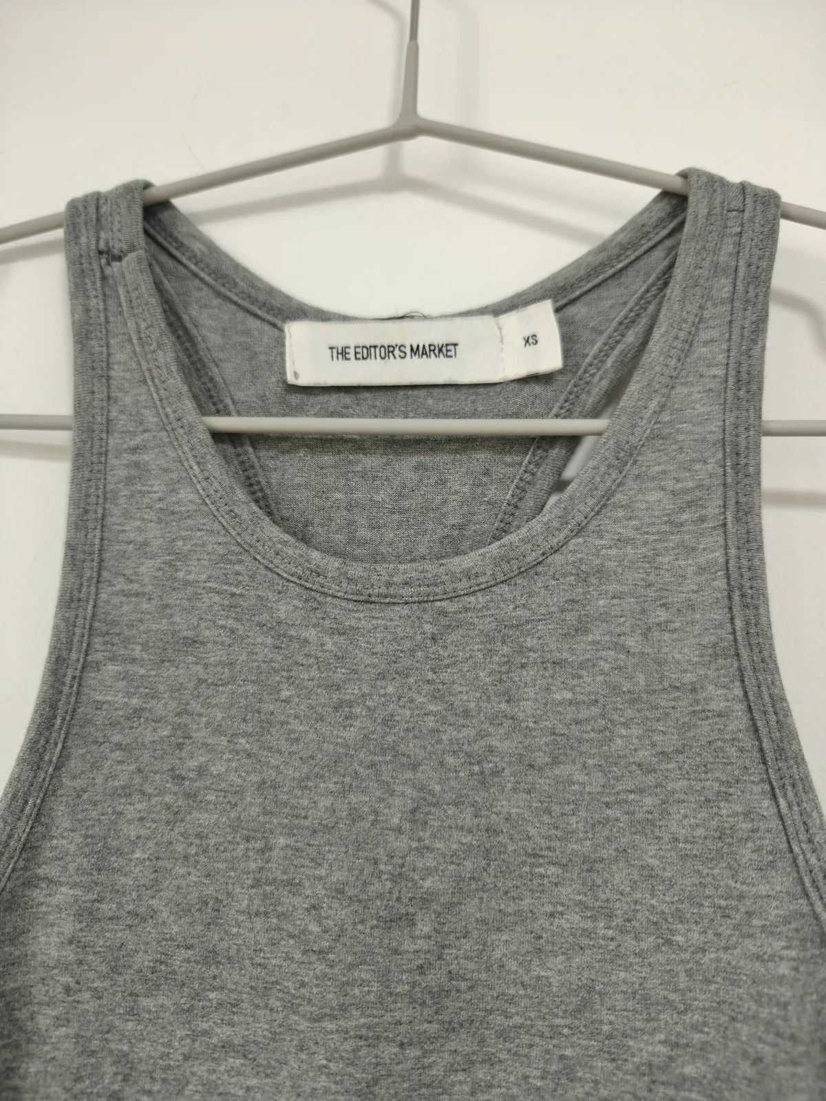 The Editor's Market Comfy Grey Sleeveless Dress - Photo 4