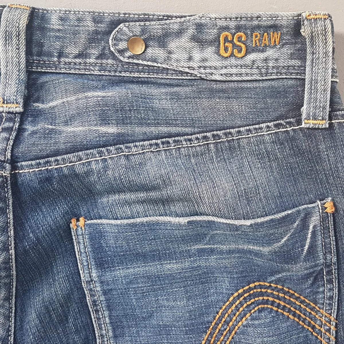 G-Star RAW Retro G-Star Raw Denim Jeans, Versatile Bootcut Jeans, Size 31, Cosmopolitan, Cool Bottoms, ITALIAN Designer Wear, Sophistication, Nostalgic Appeal, Vintage Pants, Timeless Classic, Luxury Living, Pop Culture, Cult Street Fashion, Roadster, Streetwise - Photo 4