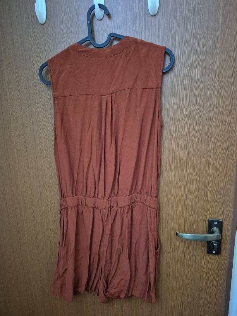 Uniqlo Rust Sleeveless Uniqlo Playsuit - Size S - Photo 3