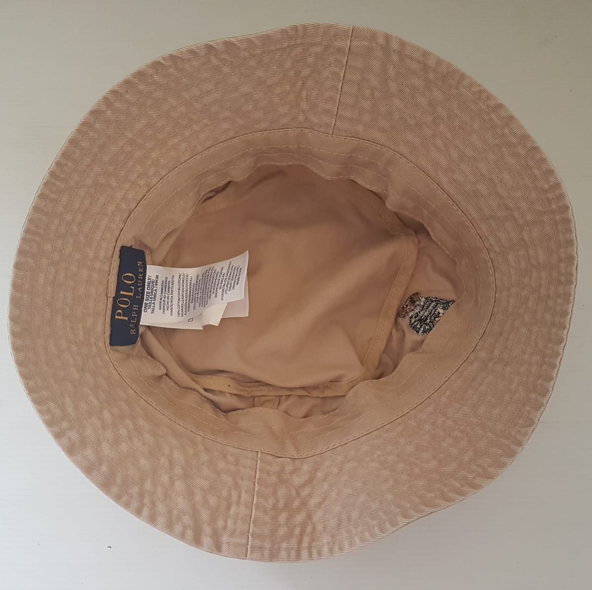Ralph Lauren Retro Polo by Ralph Lauren Bucket Hat, Cool Khaki Top, Embroidered Polo Bear Model, Cosmopolitan, Luxury Living, Sleek Designer Headgear, Sophistication, Art Décor POLO Cap, Timeless Appeal, Pop Culture, Cult Street Fashion, Urban Style, Summer Holidays - Photo 3
