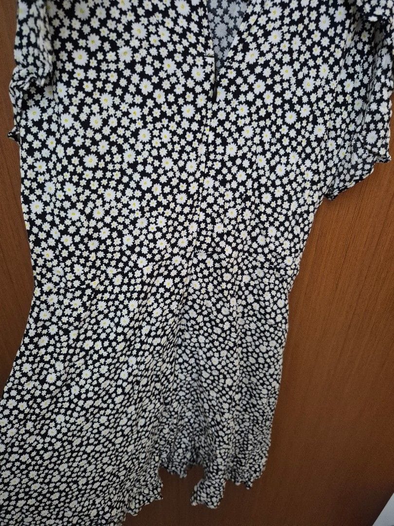 Zara Zara XS Floral Halter Dress - Sweet & Chic - Photo 3