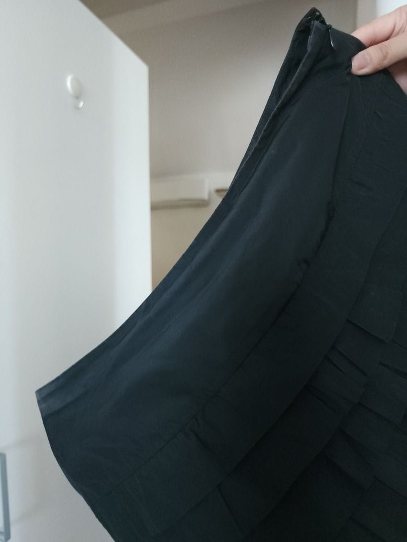 Yuki Torii Yuki Torii black ruffle skirt - Japanese chic vibes! - Photo 2