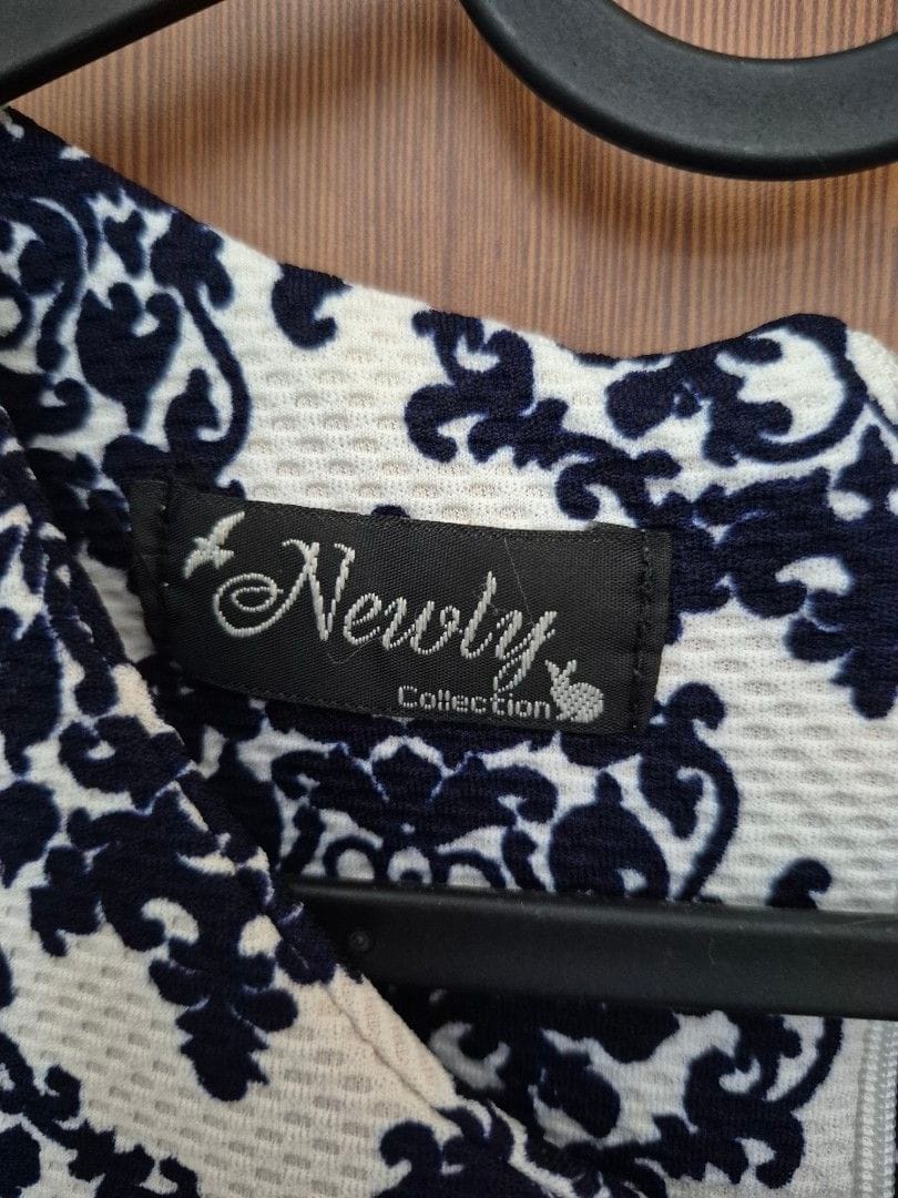 Newly Collection Chic White & Navy Dress - Newly Collection - Photo 4
