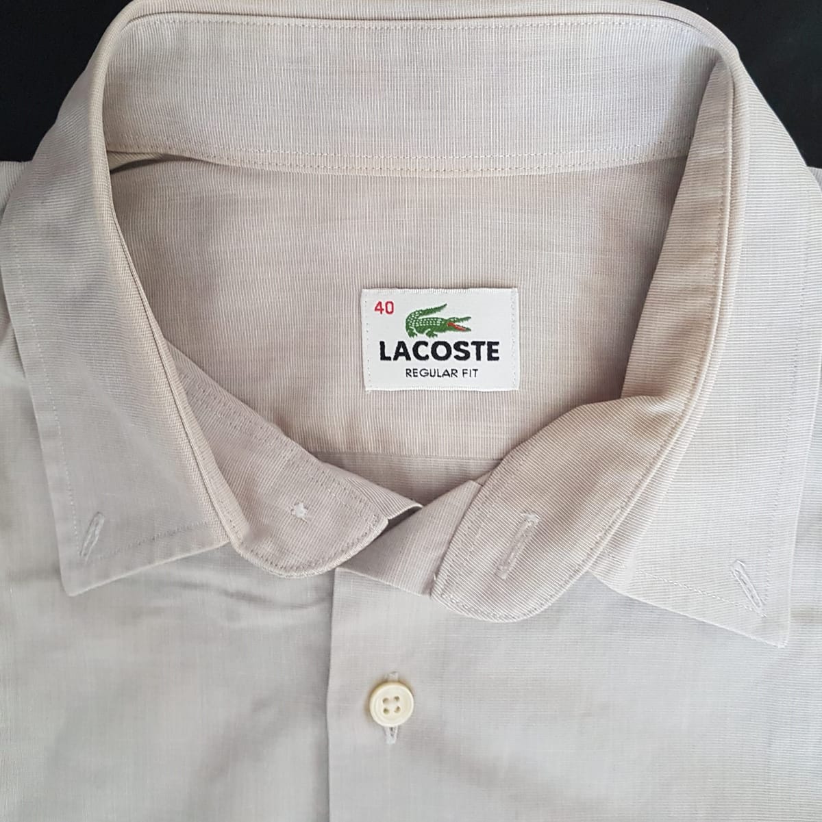 Lacoste Original LACOSTE Smart Shirt, Classic Gray Top, Lacoste Logo, Cosmopolitan, Paris, FRANCE, Size 40 MEDIUM, Sleek 7 Buttons Short Sleeve Shirt, Luxury Lifestyle, Timeless Appeal, Urban Style, Sophistication, Streetwise, Pop Culture, Perfect for Everyday Fashion - Photo 2