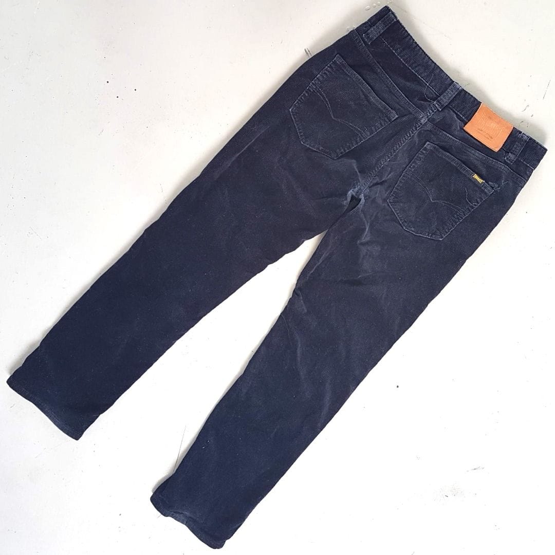 EXHAUST Black Corduroy Straight Cut Jeans (Size 31) - Photo 2