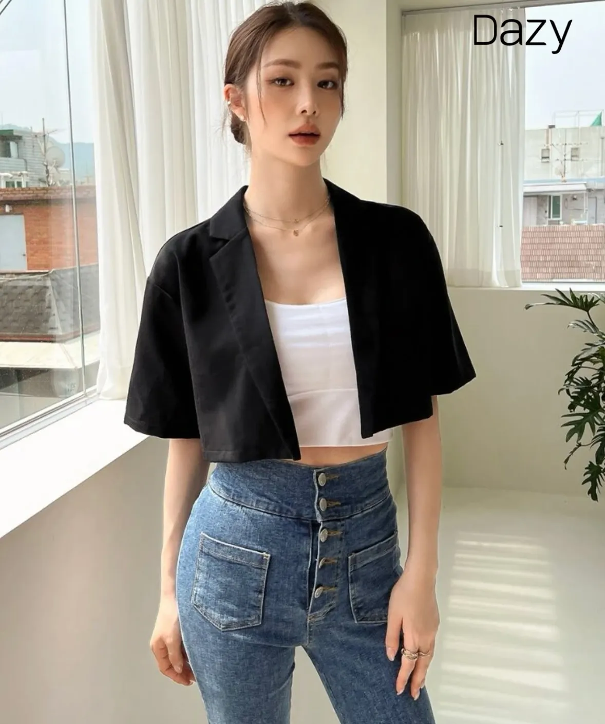 Dazy Chic Black Cropped Blazer