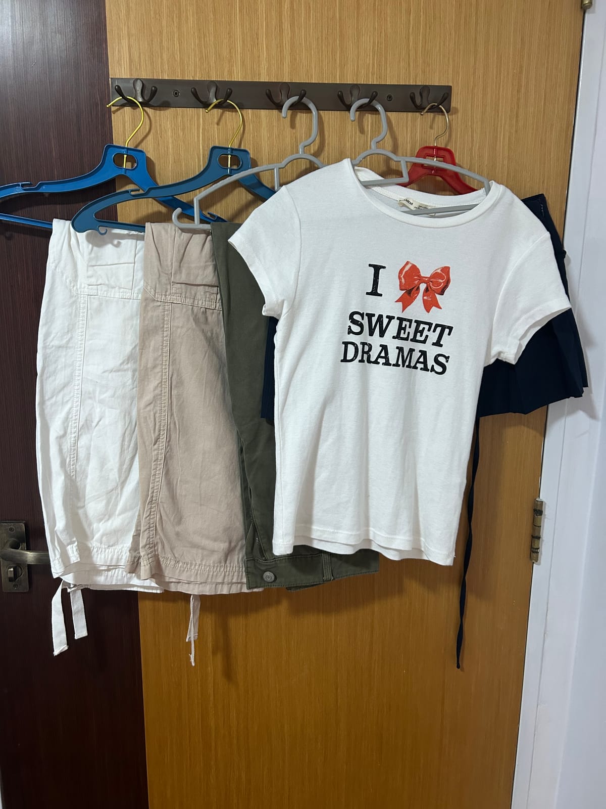 Pull & Bear White Graphic Baby T shirt 