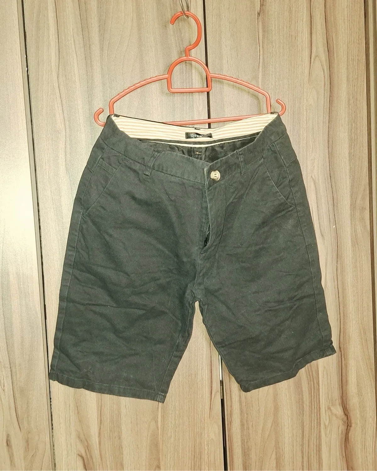 Deesay Classic Black Bermuda Shorts - Photo 3