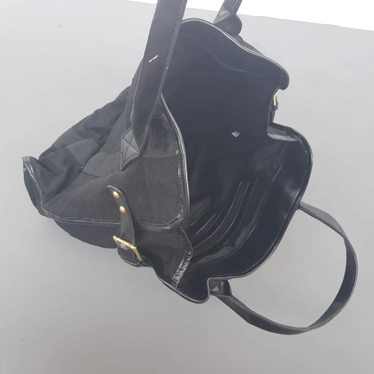 Charles & Keith Original Charles & Keith Tote Bag, Cool Black Shoulder Bag, C&K Hand Carry, Cosmopolitan, Dual Top Handle, Distinctive Side Buckle, Messenger, Handbag, Minimalist & Compact Volume, Sophistication, Everyday Bag, Urban Style, Cult Street Fashion - Photo 5