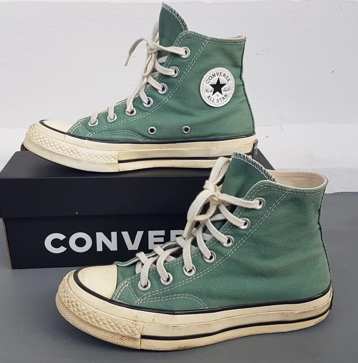 Original Converse Chuck Taylor High Top Sneakers, Chuck Hi Admiral Elm Model, US 6, UK 4, EUR 36.5, CM 23, Retro Canvas Shoes, Green Colorway, Cushioned Insole, Timeless Appeal, Urban Style, Cosmopolitan, Pop Culture, Roadster, Cult Street Fashion